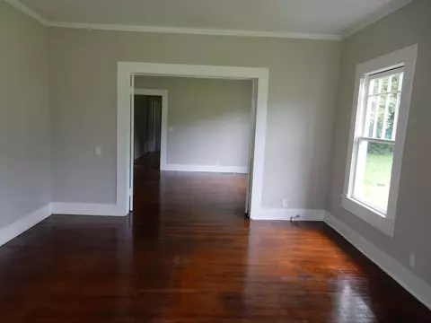 300 S 2nd St, Collins, MS 39428 photo 4
