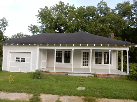 300 S 2nd St, Collins, MS 39428 photo 1