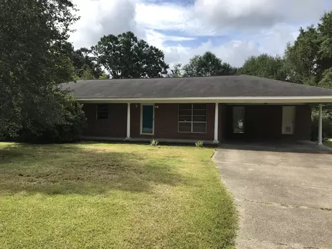 71 Eastview Cir, Laurel, MS 39443 photo 1