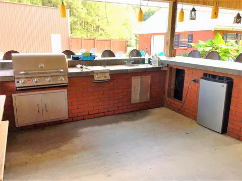 183 Buck Temple, Laurel, MS 39443 photo 8