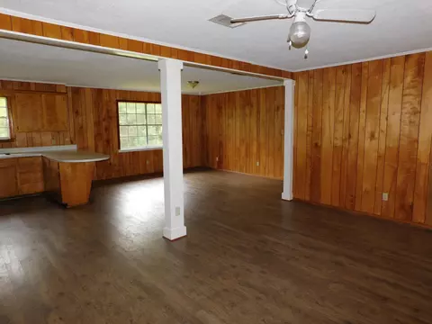 220 7th St, Purvis, MS 39475 photo 3
