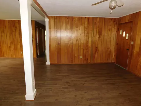 220 7th St, Purvis, MS 39475 photo 4