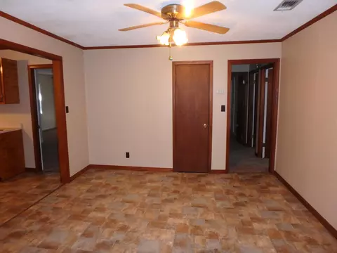 208 E 6th Ave, Petal, MS 39465 photo 6