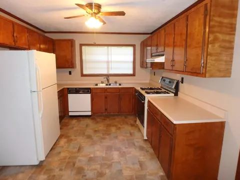 208 E 6th Ave, Petal, MS 39465 photo 7