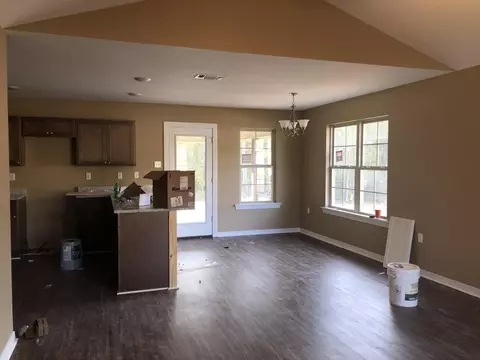 41 Logaras Cir, Purvis, MS 39475 photo 2