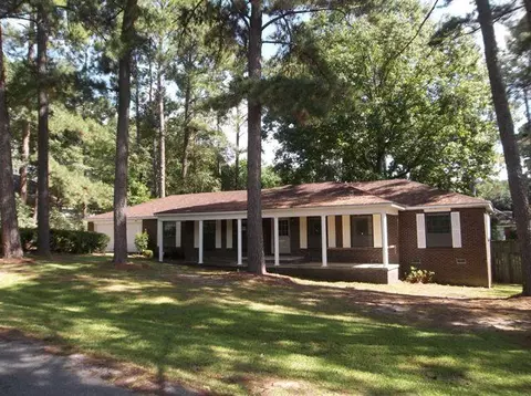 3811 N 7th Ave, Laurel, MS 39440 photo 1