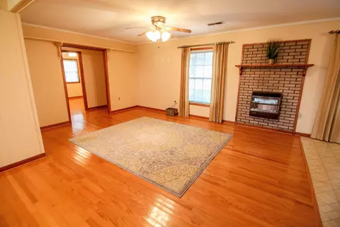 206 Griffith Dr, Petal, MS 39465 photo 4