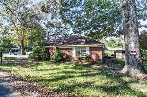 212 E 2nd St, Petal, MS 39465 photo 4