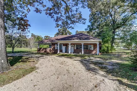 212 E 2nd St, Petal, MS 39465 photo 2