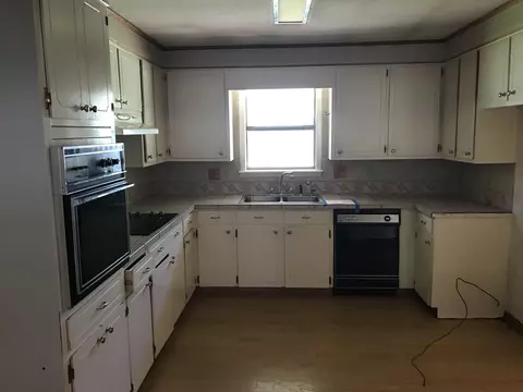 102 Parks St, Collins, MS 39428 photo 7