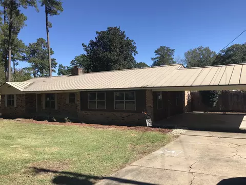102 Parks St, Collins, MS 39428 photo 1