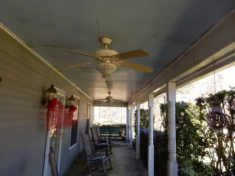 193 Blackjack Rd, Collins, MS 39428 photo 8