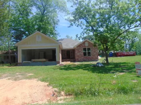 74 1st E St, Sumrall, MS 39482 photo 1
