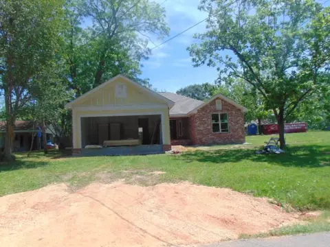 74 1st E St, Sumrall, MS 39482 photo 2