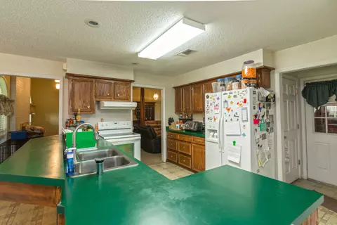 84 Gray Rd, Sumrall, MS 39482 photo 5