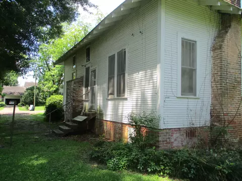 202 S 4th St, Collins, MS 39428 photo 3