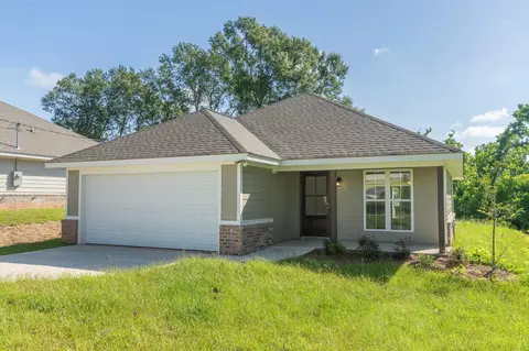63 Logaras Cir, Purvis, MS 39475 photo 2