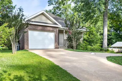 91 Pine St, Sumrall, MS 39482 photo 2
