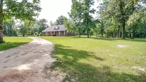 414 Farve Rd, Sumrall, MS 39482 photo 1