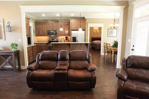 28 E Sycamore St, Sumrall, MS 39482 photo 8