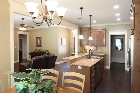 28 E Sycamore St, Sumrall, MS 39482 photo 12