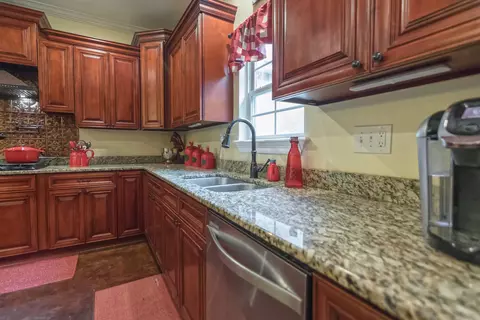 89 Old Salt Rd, Sumrall, MS 39482 photo 7