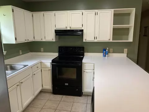12 Sasser, Laurel, MS 39443 photo 5