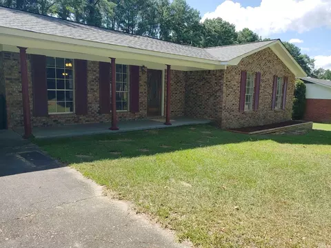 232 Pineview Dr, Laurel, MS 39440 photo 5