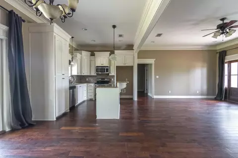 13 E Sycamore, Sumrall, MS 39482 photo 6