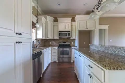 13 E Sycamore, Sumrall, MS 39482 photo 5