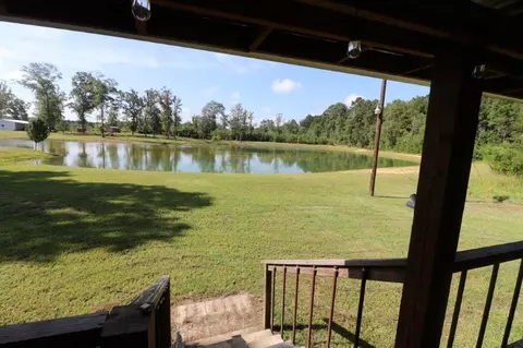 47 Patrick Rd, Laurel, MS 39443 photo 1