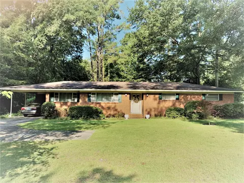 3440 Audubon, Laurel, MS 39440 photo 1