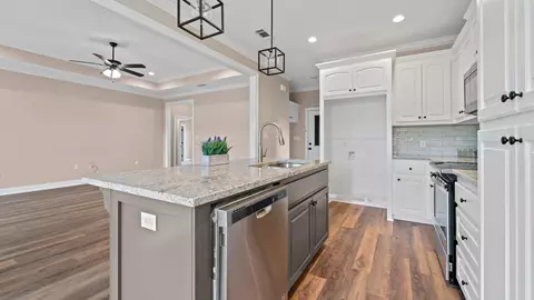 7 Charbonneau, Sumrall, MS 39482 photo 11