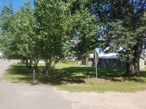 104 E Third St, New Augusta, MS 39462 photo 11