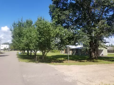 104 E Third St, New Augusta, MS 39462 photo 10