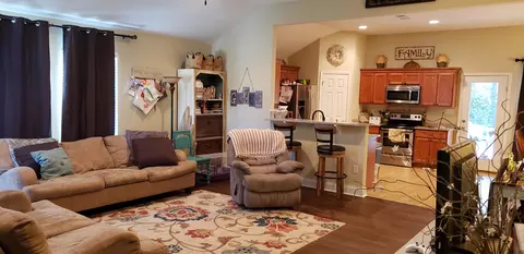 89 Hemingway Dr, Sumrall, MS 39482 photo 3