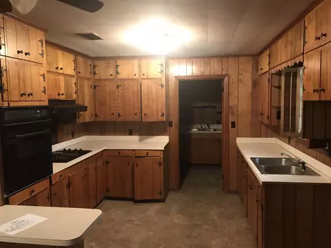 302 N Main St, Mount Olive, MS 39119 photo 6