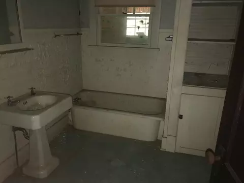 1107 N 9th Ave, Laurel, MS 39440 photo 6