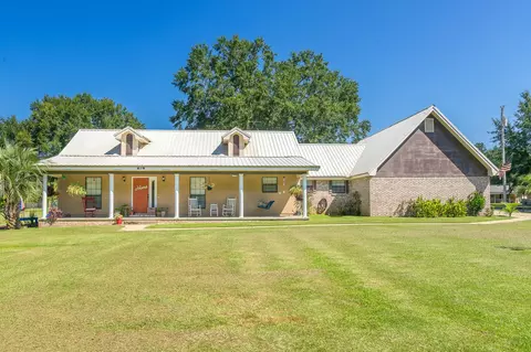 419 Maple Dr, Petal, MS 39465 photo 1