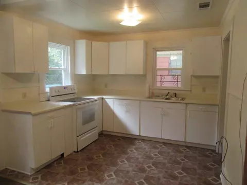 1024 N 4th Ave, Laurel, MS 39440 photo 11