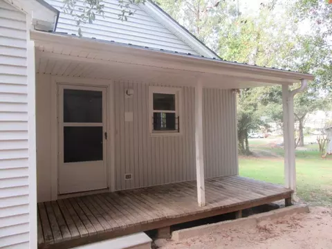 1024 N 4th Ave, Laurel, MS 39440 photo 3