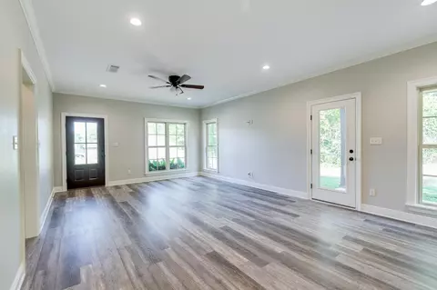 35 Sienna Ln, Sumrall, MS 39482 photo 5