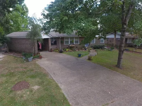 31 E Ridge Rd, Laurel, MS 39440 photo 2