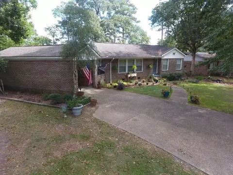 31 E Ridge Rd, Laurel, MS 39440 photo 1