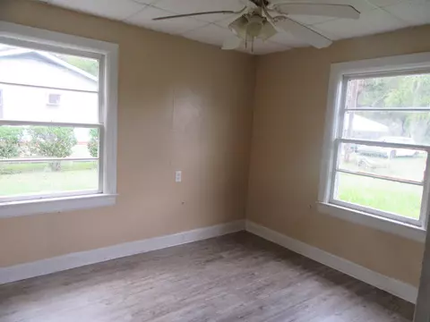 1903 General Pershing St, Laurel, MS 39440 photo 7