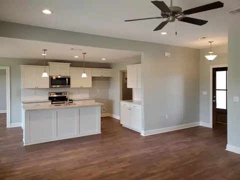 7 E Locust, Sumrall, MS 39482 photo 2