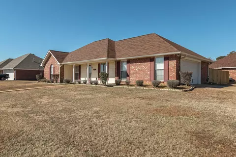 601 White Dove Cv, Byram, MS 39272 photo 2