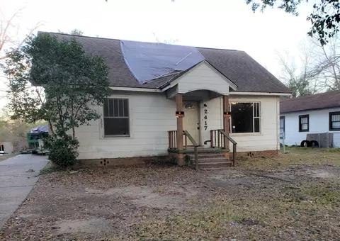 2417 N 3rd Ave, Laurel, MS 39440 photo 1