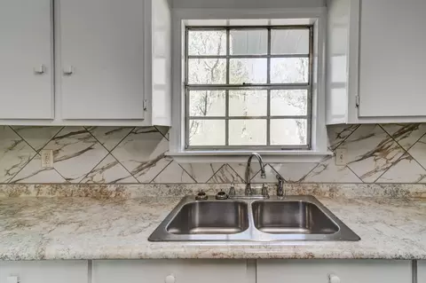 302 Hillcrest Loop, Petal, MS 39465 photo 11
