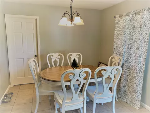 4460 Sharon, Laurel, MS 39443 photo 14